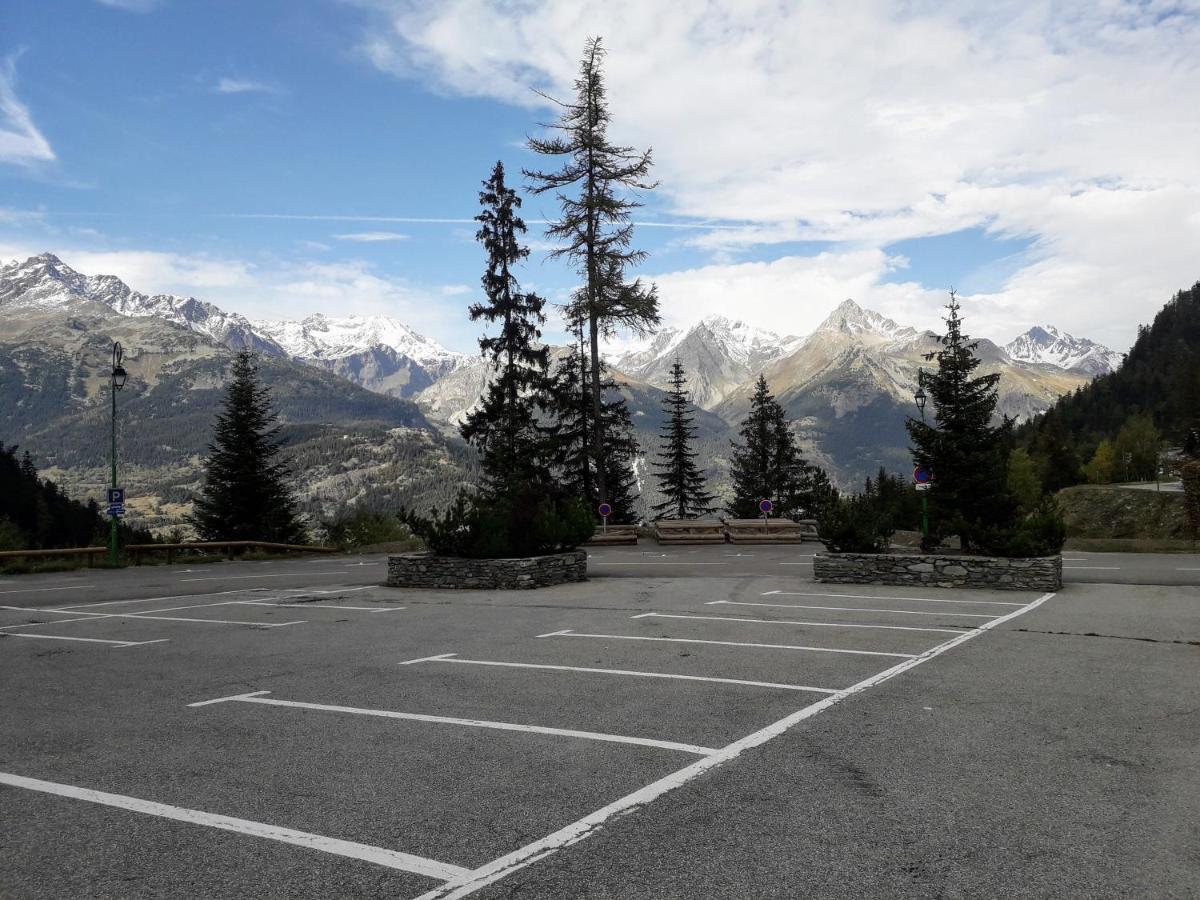 Magnifique Studio Au Pied Du Telecabine D'Arrondaz Et Des Pistes De Ski Modane Luaran gambar